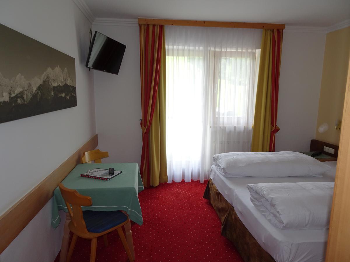 Alpenhotel Landhaus Kuechl Kirchberg in Tirol Exterior foto
